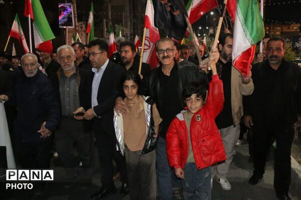حضور حماسی مردم محمدشهر در سی و نهمین راهپیمایی 