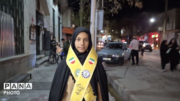 طنین رجزهای دانش‌آموزان پیشتاز در همایش شبانه‌ فارسان