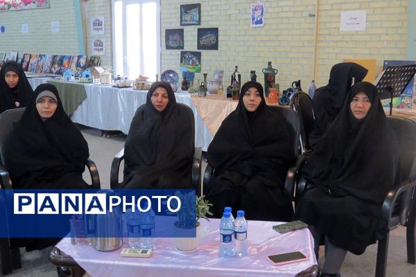 افتتاحیه هفته ماها و جشنواره فرهنگی هنری امید فردا