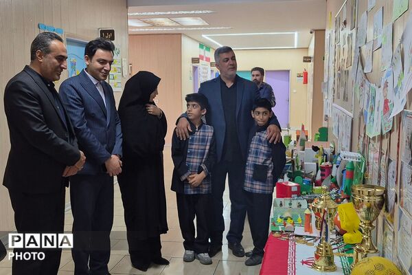 گرامیداشت هفته تربیت بدنی با حضور پیشتازان سازمان دانش‌آموزی در ناحیه دو شهرری 