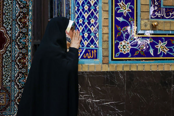 آیین معنوی اعتکاف در حرم مطهر رضوی- ۲