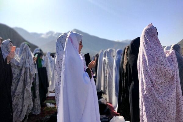برگزاری نماز عید فطر در شهرستان نیشابور 