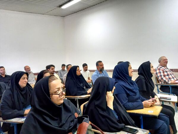 کارگاه توانمند سازی دبیران متوسطه اول و دوم