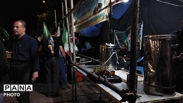 موکب روستای آهوان در هشتاد و دومین شب از اجتماعات مردمی 