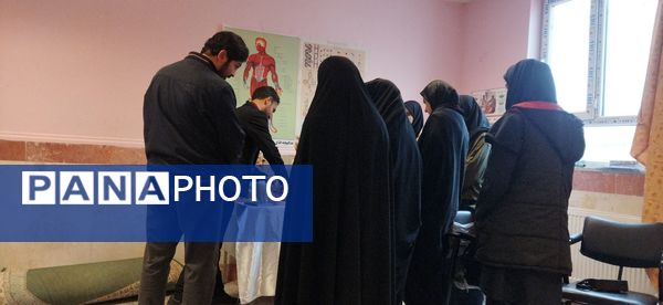 تعهد و تلاش دانش‌آموزان مدرسه انقلاب کوهدشت در فعالیت‌های مدرسه