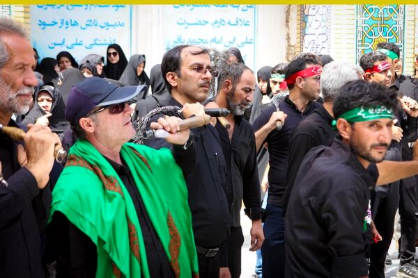 مراسم عاشورای حسینی در مشهد اردهال کاشان