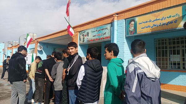 انتخابات شورای دانش‌آموزی در دبیرستان شاهد ابوذر غفاری
