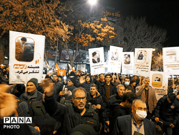 حضور ملت غیور بجنورد در شهرستان بجنورد  پی شهادت رهبر انقلاب 