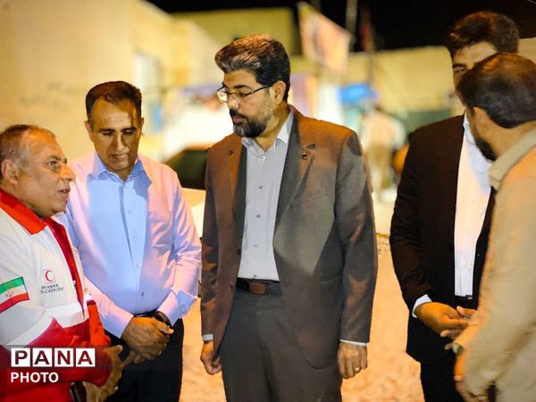 در شبِ سه‌شنبه، ۲۲ اردیبهشت، شهر با حضور پرشوق مردمانش جانی تازه گرفت