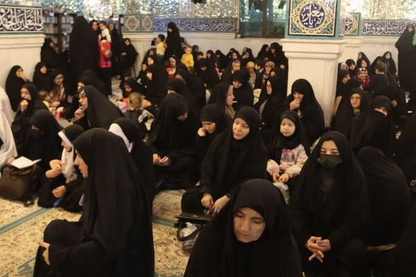 مراسم شب شهادت امام موسی کاظم (ع) در آستان مقدس امامزاده عباس بن موسی (ع) بجنورد 