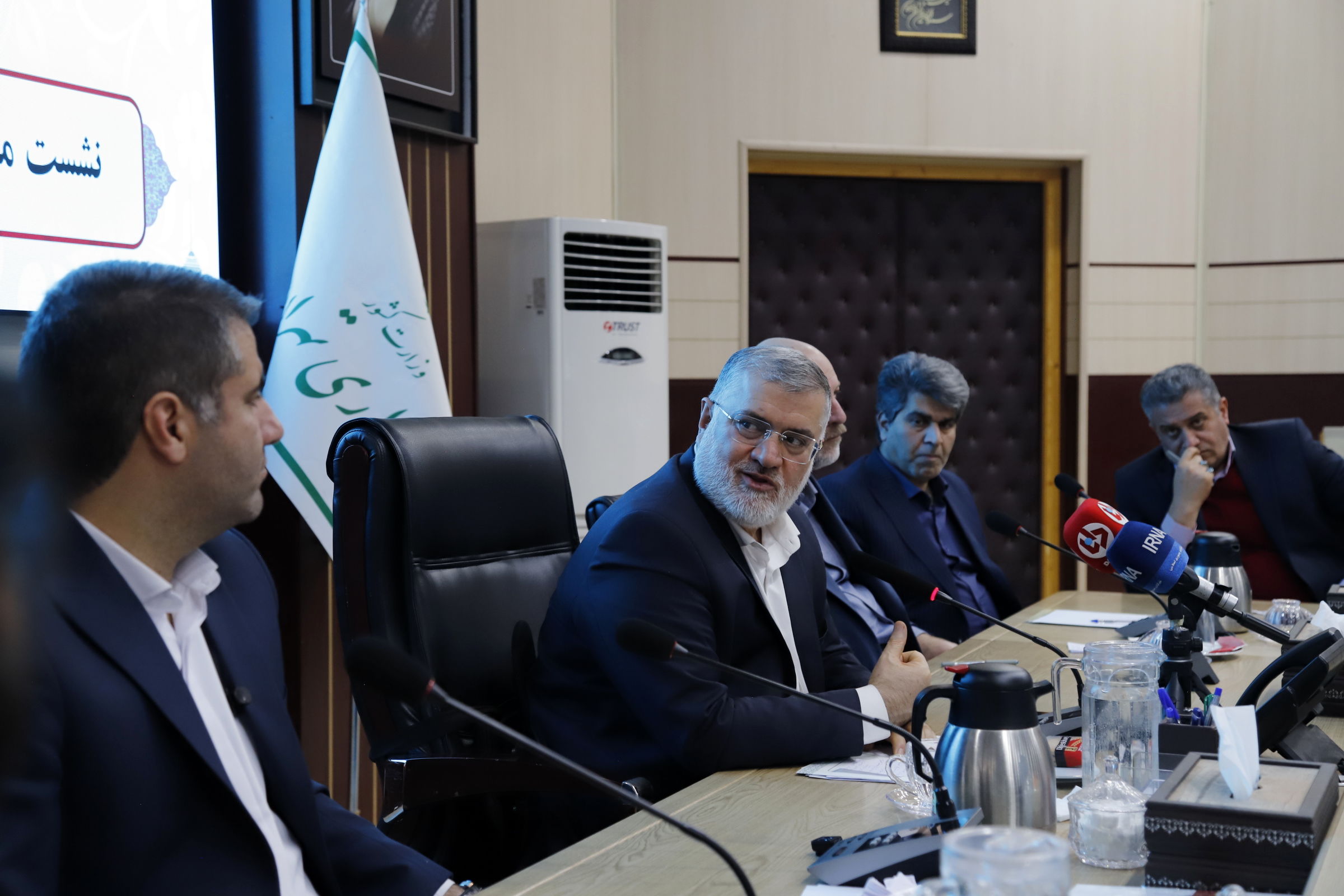 هم‌اندیشی مدیران مناطق آموزش و پرورش در استانداری تهران