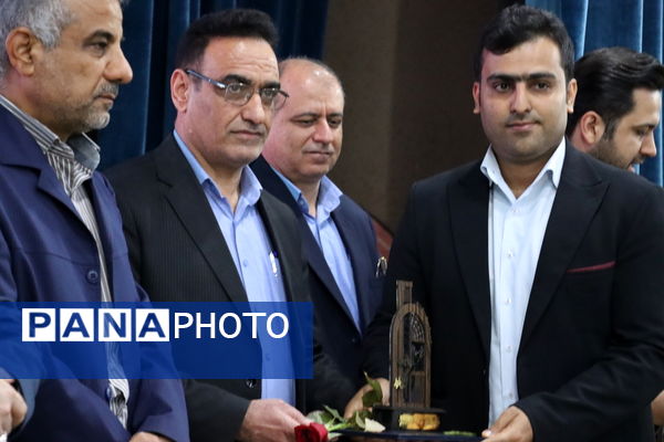 تجلیل از معلمان نمونه استان بوشهر 
