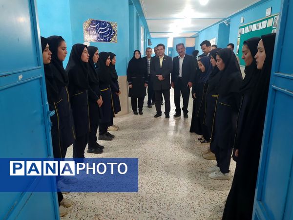  بازدید از دبیرستان‌های دخترانه عشایری عفاف و شبانه‌روزی پسرانه عشایری فارس