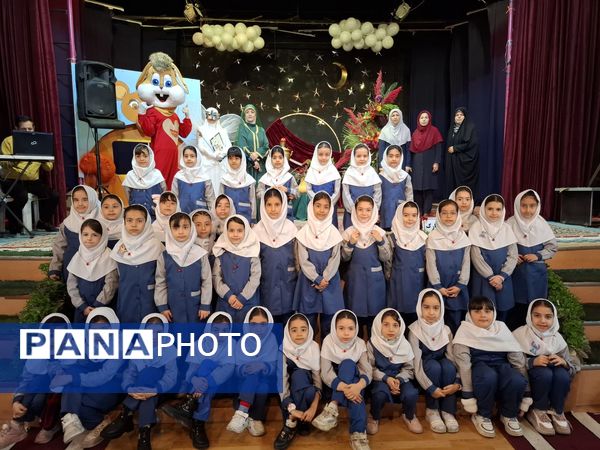 جشن یلدا ۱۴۰۴ در مدرسه ۱۷ شهریور شهرستان بجنورد 