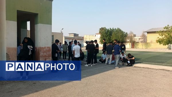 برگزاری آزمون سراسری کنکور در حاجی‌آباد