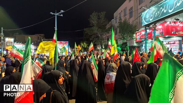 جانفدایان دهه نودی در تجمعات «ایران کوچک»