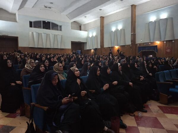 برگزاری ویژه برنامه نکوداشت مقام معلم در شهرستان کاشمر 