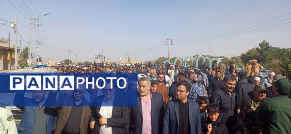 مراسم وداع و خاکسپاری پیکر پاسدار سرافراز اسلام در روستای همت آباد باخرز 