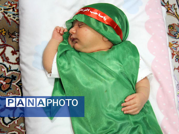 گهواره‌های عاشورایی و لالایی مادران همنوا با کودکان شهید