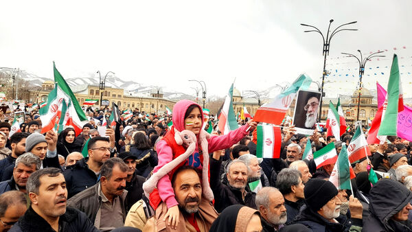 فریاد وحدت در سالروز فجر انقلاب