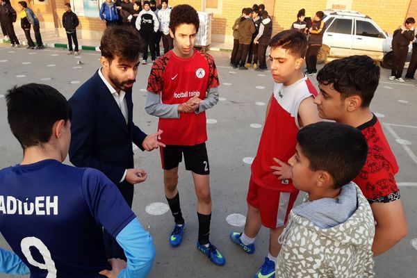  فینال المپیاد ورزشی درون مدرسه‌ای در دبیرستان بشارت بهارستان‌دو 