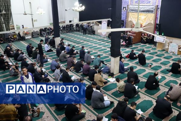 برگزاری مراسم قرائت دعای جوشن کبیر در مسجد حضرت صاحب الزمان (عج)