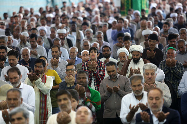 اقامه نماز عید سعید قربان در مصلای قدس قم