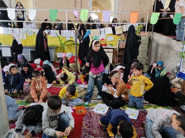اقامه نماز عبادی سیاسی جمعه همزمان با ایام دهه فجر و اعیاد شعبانیه 