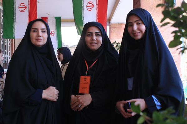  مسابقات قرآن، عترت و نماز متوسطه اول و دوم دختران بهارستان‌دو