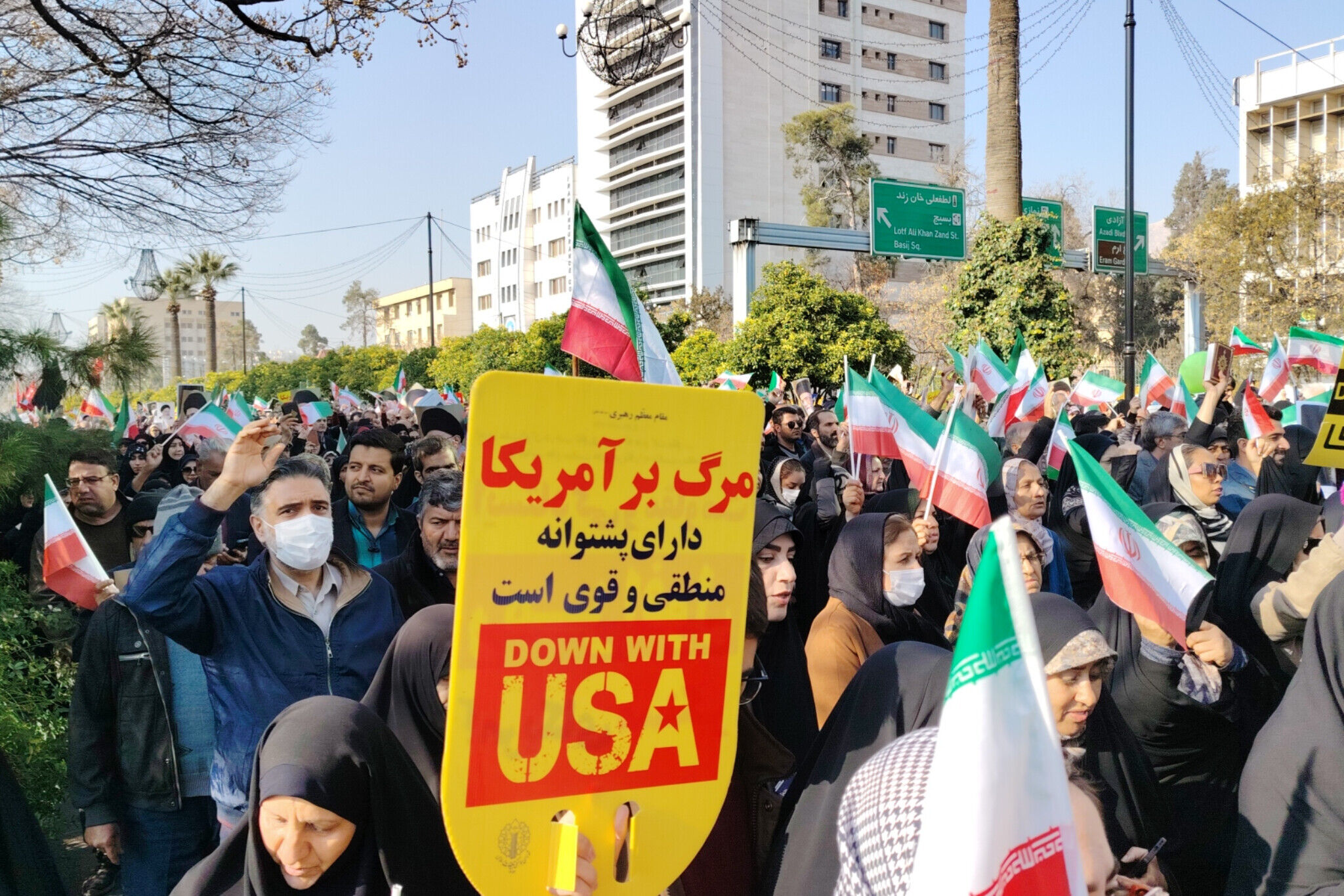 حضور پرشور شیرازی‌ها در محکومیت حوادث تروریستی اخیر