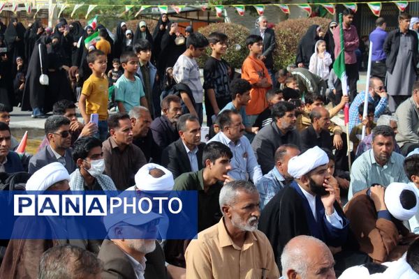 حماسه‌آفرینی فرهنگیان و دانش‌آموزان کهنوجی در جشن سالگرد انقلاب اسلامی