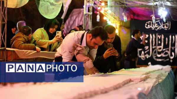 جشن بزرگ ۱۰۰ هزار نفری عاشقان حضرت مهدی(عج) در خیابان انتظار مشهدالرضا(ع)