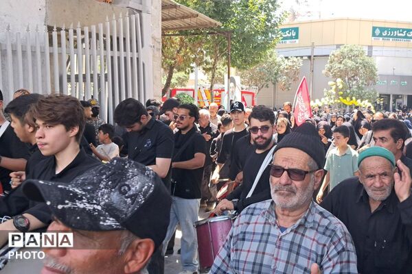 شکوه حضور مردم شیروان در حماسه اربعین