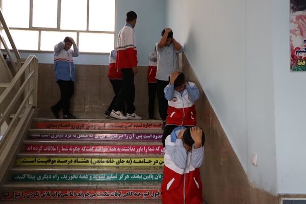 مانور زلزله و ایمنی در ناحیه یک بهارستان
