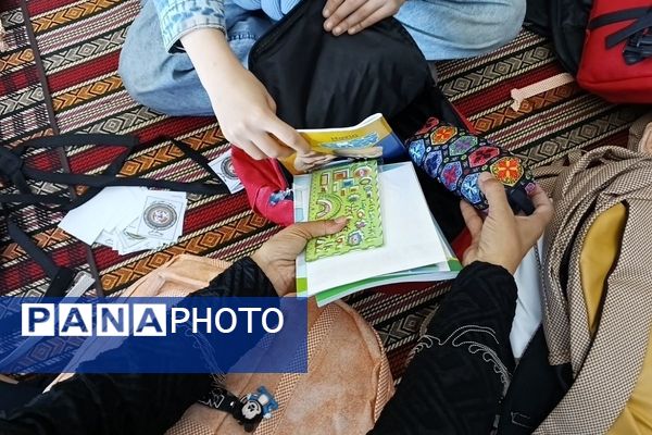 700 کیف پر از امید، هدیه خیر شهرستان قدس برای دانش آموزان نیازمند