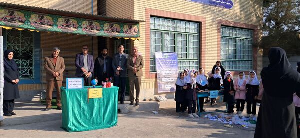 ایستگاه سبز طبیعت در مدرسه شهید رزمی خلیل آباد