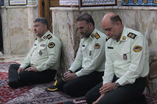 آیین عطرافشانی و گل افشانی مزار شهدا در سمنان