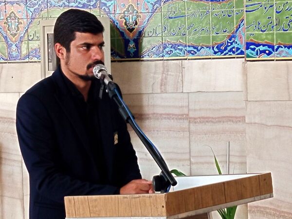 نماز جمعه در کاشمر 