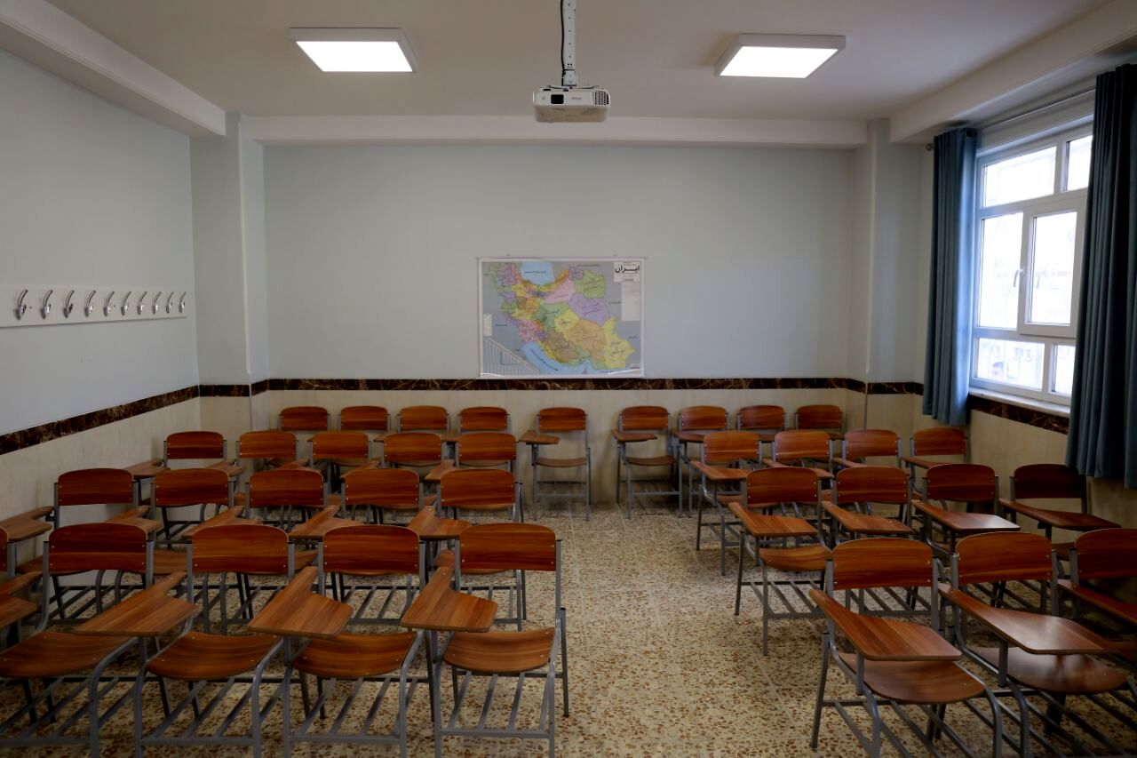 پیگیری تعهدات شهرداری تهران در احداث ۸۰ باب مدرسه
