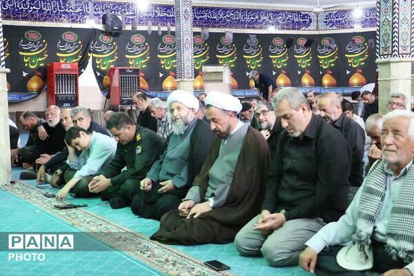 تأکید بر بصیرت و وحدت در نماز جمعه فیروزکوه