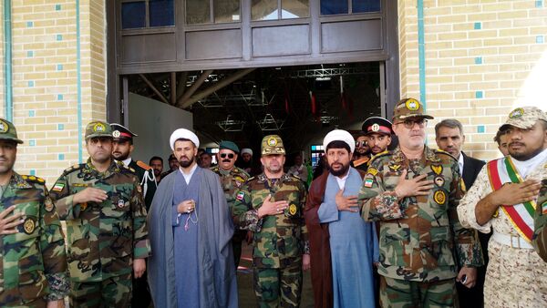 مراسم اولین سالگرد شهادت  سید حسن نصرالله، شهید حاج عباس نیلفروشان و سید هاشم صفی الدین در گلستان شهدا اصفهان 