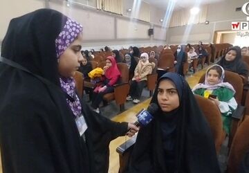 جلسه توجیهی وهم‌افزایی رؤسای شورای دانش‌آموزی دختران شهرستان شهرضا 