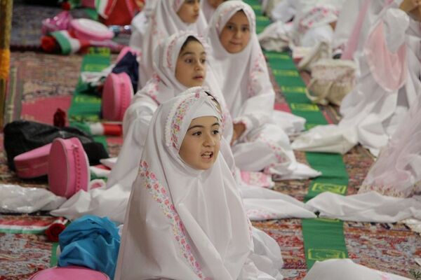 جشن تکلیف ۱۰۰۰ دانش‌آموز دختر در بهارستان ۲