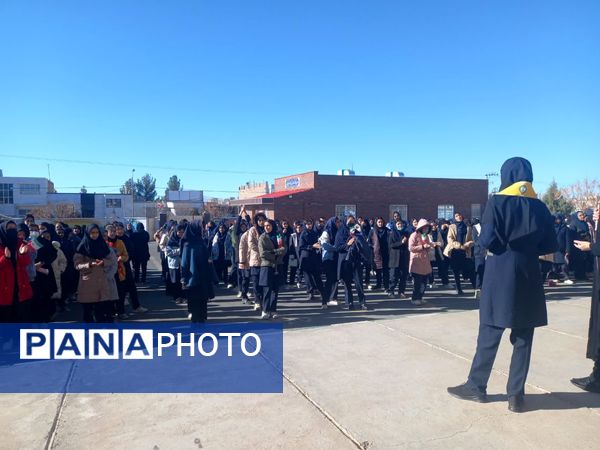 مراسم چهل وششمین سالگرد انقلاب اسلامی در دبیرستان فرهنگ مرحوم فخرایی