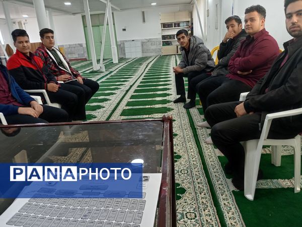 جلسه انجمن اسلامی مدرسه نمونه آیت الله خامنه ای