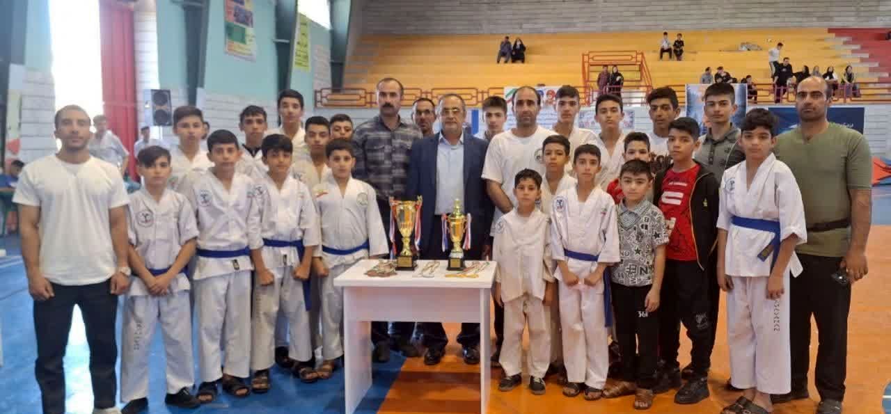 رزمی‌کاران سامان بر فراز سکوی افتخار در رقابت‌های کشوری