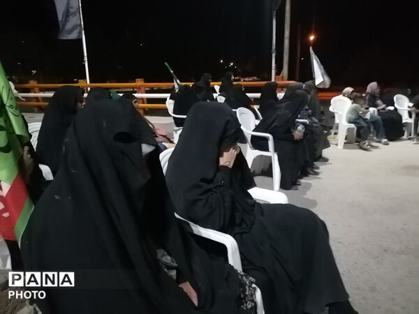اقامه نماز جماعت همراه با اجتماعات شبانه در حسینیه شهدای شهر بار نیشابور