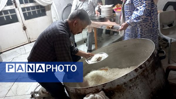 مراسم افطار در مدرسه محمودیه ۱۷خیامی