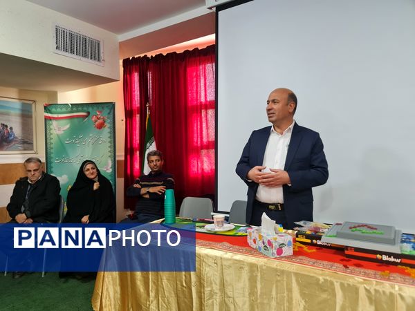 ارتقای مهارت‌های آموزشی مربیان پیشتاز ناحیه 2 شیراز