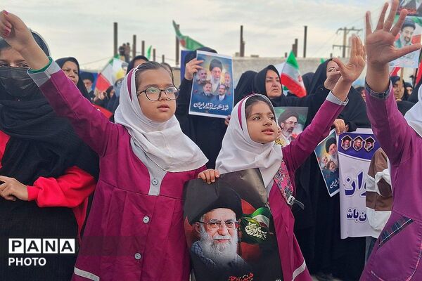 اجتماع بزرگ بانوان زینبی مدافعان ولایت به مناسبت شهادت رهبری شهید امام خامنه‌ای و شهیدان جنگ رمضان در باشت